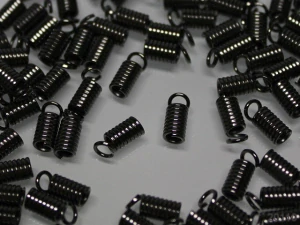Pružinka koncovka 8/4MM ČERNÁ