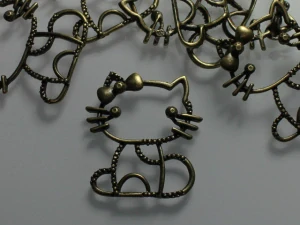 Kočka 38/36mm BRONZOVÁ
