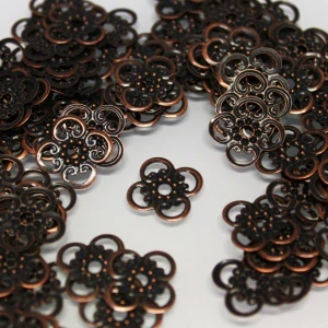 Kaplíky filigránové 13mm MĚDĚNÁ