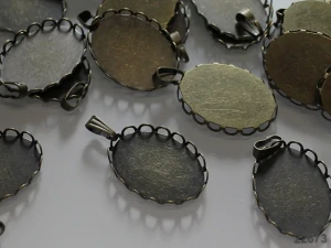 Bižuterní lůžko 26/19mm BRONZOVÁ