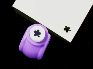 Děrovačka čtyřlístek 10mm