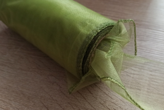 Organza obšitá 15 cm ZELENÁ