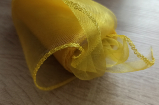 Organza obšitá 12 cm ŽLUTÁ