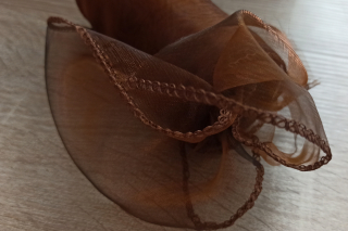 Organza obšitá 12 cm HNĚDÁ