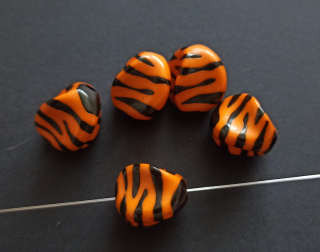 Akrylové korálky nugetky 15/12mm ORANŽOVÉ