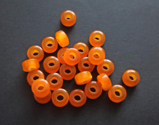 Plastové korálky kroužky 9mm ORANŽOVÉ