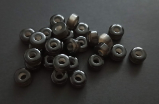 Plastové korálky kroužky 9mm ČERNÉ