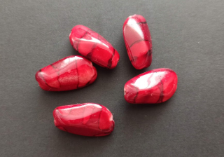 Akrylové korálky nepravidelný ovál 25/15mm ČERVENÉ