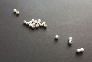 Kovové korálky kuličky 3mm STŘÍBRNÁ